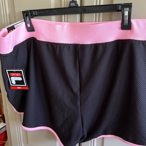 Fila Mid-Rise Shorts, XXL - Picture 6 of 6
